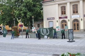 Kundgebung vor dem Filmtheater in Prenzlau