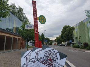 „Unsere Alternative heißt Revolution“ – Flugblattverteilung in Radolfzell