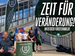 Brandenburg: Infostand in Fürstenwalde